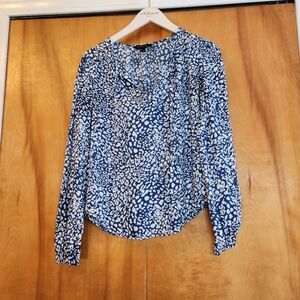Banana Republic Women's Tunic Top in Blue + White Animal Print Satin, Size XS